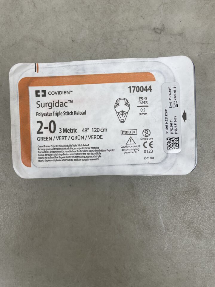 170044 - COVIDIEN - Medtronic Endo Stitch Triple-Stitch Surgidac verde 48" ES-9 taper, (Unidad) - (Fecha de vencimiento: 31/08/2026)