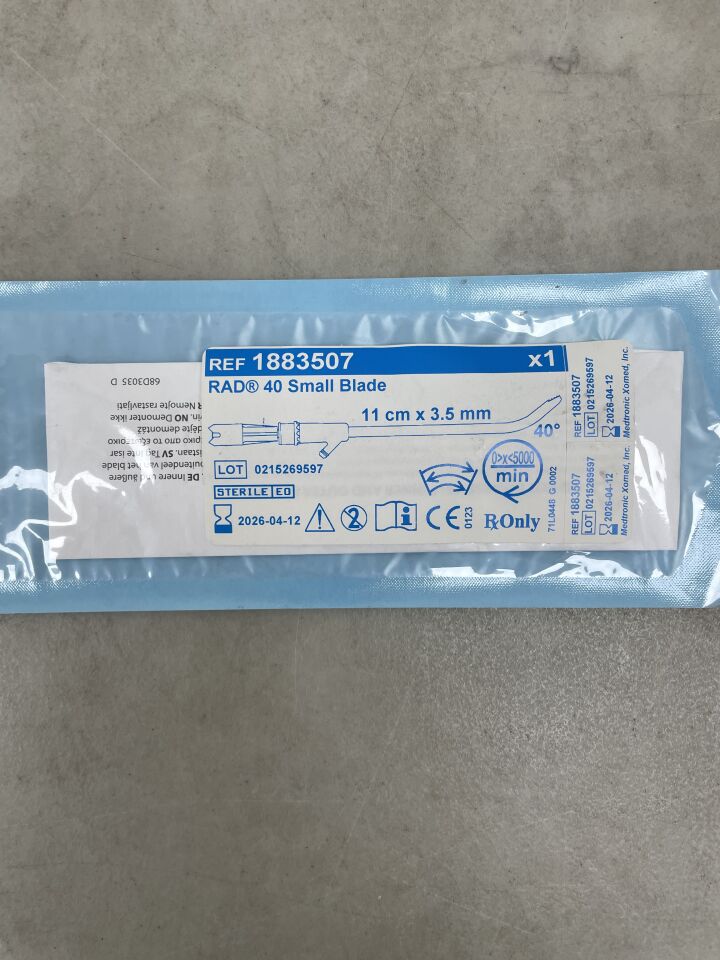 1883507  -  MEDTRONIC  -  3.5mm RAD 40 Curved Sinus Blade, 11cm , ( EA )  -  ( Expiry Date : 2026-04-12 )