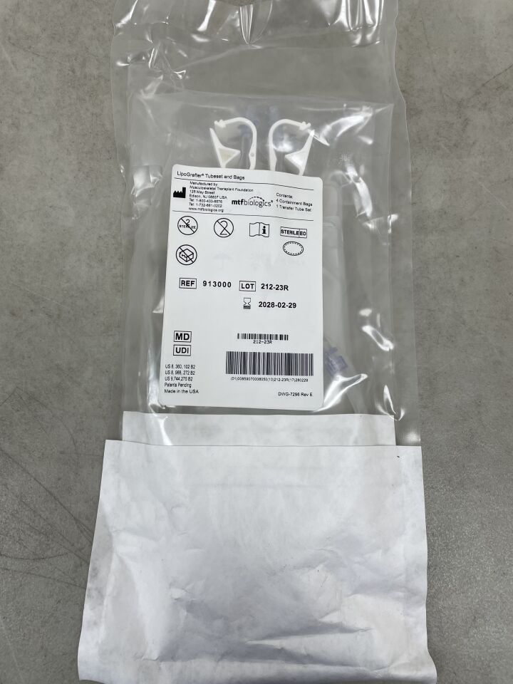 913000 - MTF BIOLOGICS - Kit LipoGrafter, ( EA ) - ( Fecha de caducidad : 29/02/2028 )