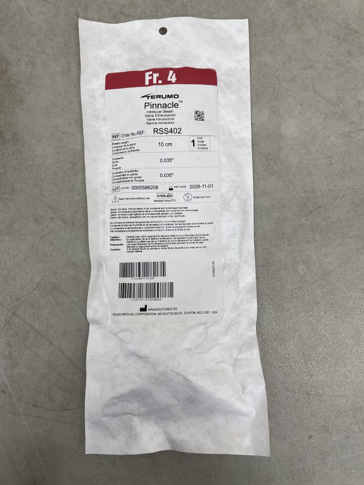RSS402 - TERUMO - Pinnacle 冠狀動脈導管鞘，帶 0.035 英寸迷你導絲，4F x 10cm，（EA）-（有效期至：2026-11-01）