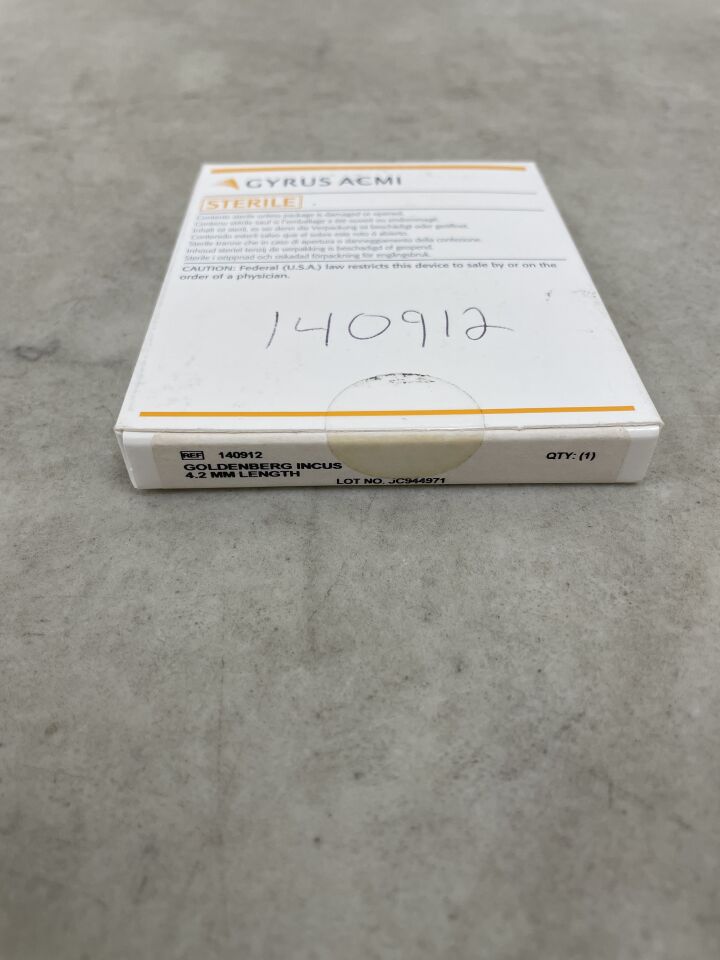 140912 - GYRUS ACMI - Goldenberg Incus Prostheses, Fully Cannulated, 4.25 x 2.3 mm, (BX/1) - ( Expiry Date: 2025-07-01 )