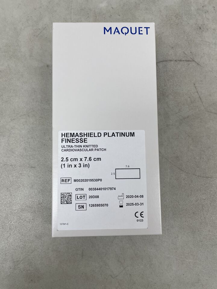 M00202019530P0 - MAQUET - Hemashield Platinum Finesse Ultra-Thin Knitted Cardiovascular Patch - 2.5cm x 7.6cm, (BX/1) - ( Expiry Date: 2025-03-31 )