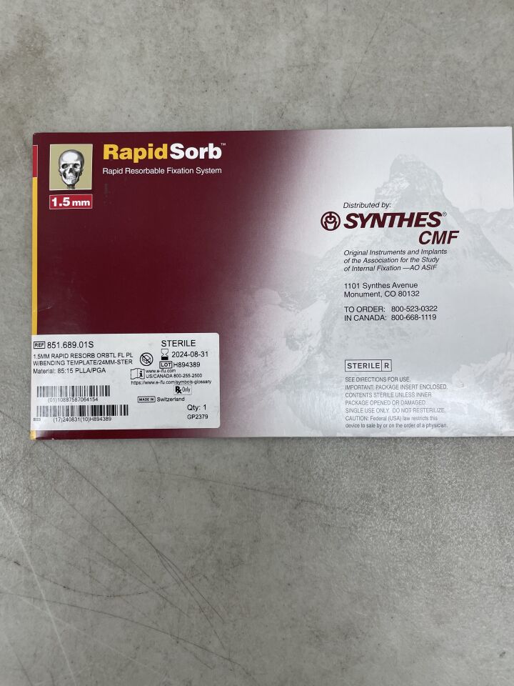 851.689.01S - SYNTHES - Rapid Resorbable 1.5mm Orbital Floor Plate, with Bending Template, 24 x 24mm, (BX/1) - ( Expiry Date: 2024-08-31 )