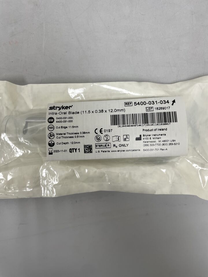 5400-031-034 - STRYKER - core intra-oral blade 11.5mm x 12mm x 0.38mm, (EA) - ( Expiry Date: 2025-08-01 )