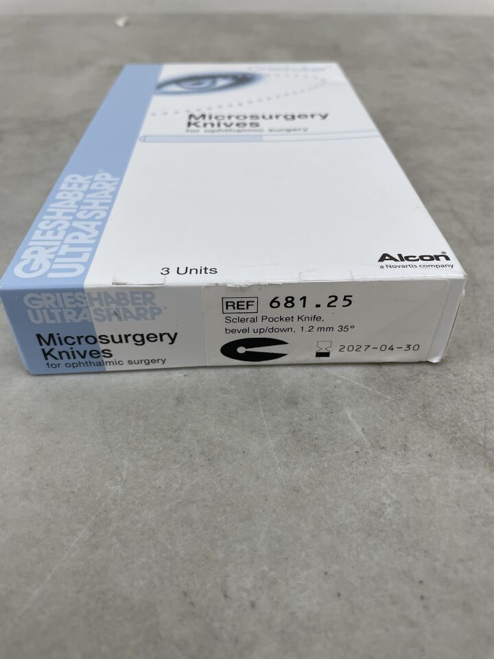 681.25 - ALCON - Navaja escleral de bolsillo Grieshaber, bisel superior/inferior, 1,2 mm, 35 grados, (BX/3) - (Fecha de caducidad: 30/04/2027)