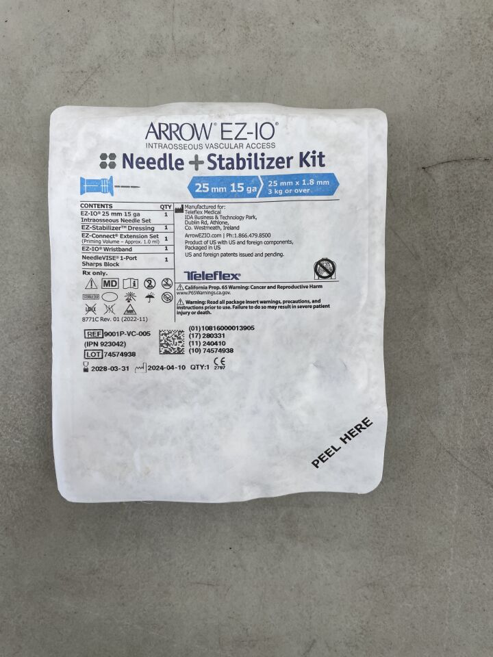 9001P - TELEFLEX - Arrow EZ-IO 針頭 + 穩定器套裝 25mm x 15G，（EA）-（有效期至：2028-03-31）
