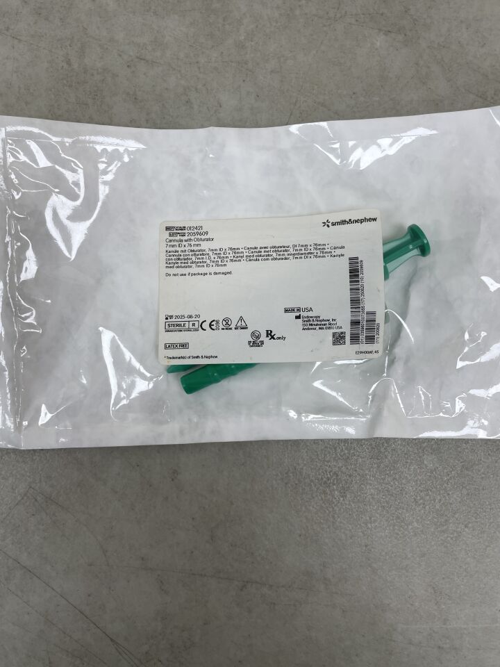 12421 - SMITH & NEPHEW - Universal Cannula Kit, 7 ID x 76 mm Length, Green, (EA) - ( Expiry Date: 2025-08-20 )