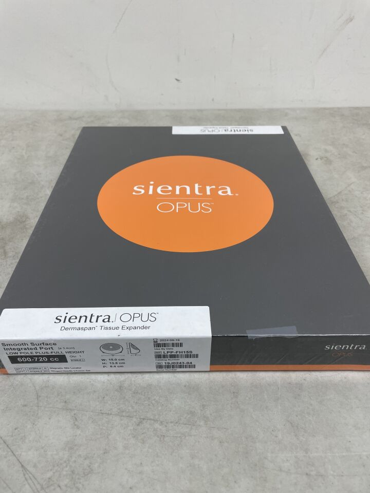LPP-FH15S - SIENTRA - Dermaspan Tissue Expander, Smooth Surface, Integrated Port, Full Height, 600-720cc, (BX/1) - ( Expiry Date: 2024-09-16 )