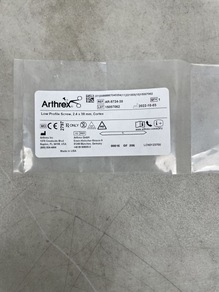 AR-8724-38 - ARTHREX - Tornillo de perfil bajo, 2,4 x 38 mm, Cortex, (unidades) - (Fecha de caducidad: 2099-12-31)