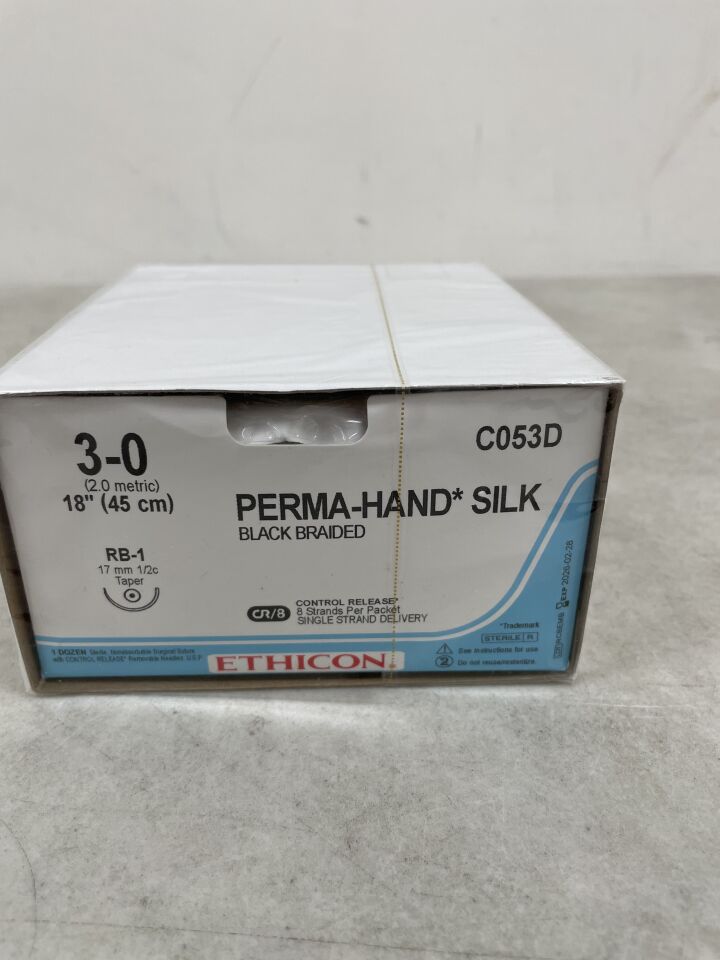 C053D - ETHICON - Perma-Hand 不可吸收編織絲線，3-0 號，18 吋長，RB-1 針，（盒/12）-（有效期至：2026-02-28）