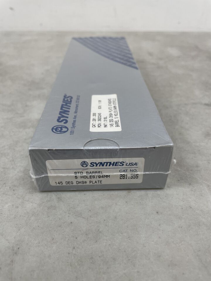 281.35S - SYNTHES - 145 Degree DHS Plate – STD Barrel – 5 Holes – 94mm, (BX/1) - ( Expiry Date: 2099-12-31 )
