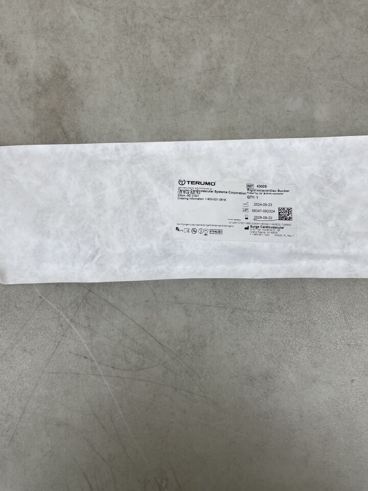4300S - TERUMO - 帶 1/4" 連接器的剛性心內吸痰器，（EA）-（有效期至：2028-08-22）