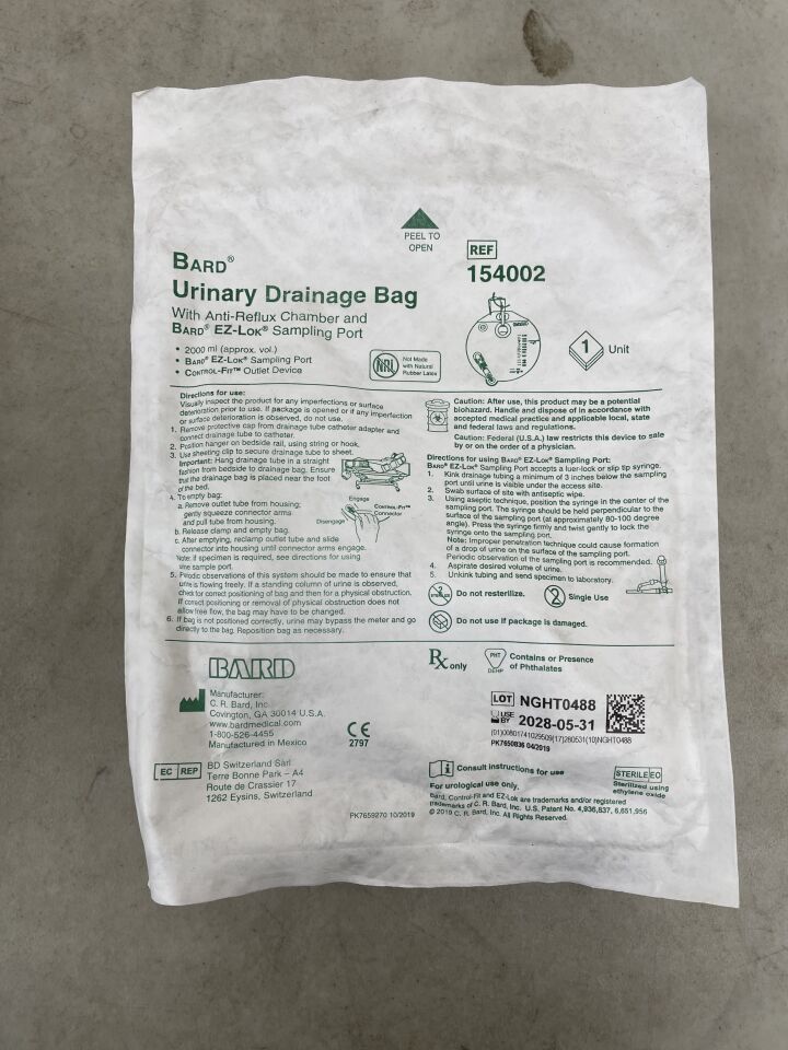 154002 - BARD - Bolsa de drenaje urinario con cúpula antirreflujo, 2000 ml, (unidad) - (Fecha de caducidad: 31/05/2028)
