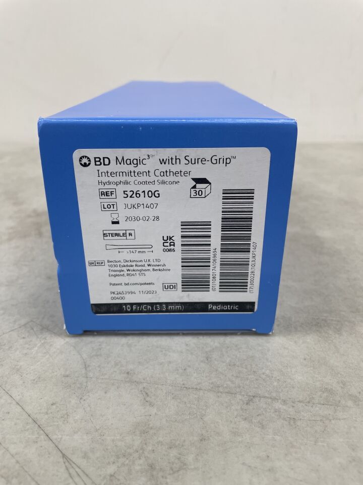 52610G - BARD - Catéter hidrofílico pediátrico Magic3 con manguito de inserción, 10 FR, (caja de 30) - (Fecha de caducidad: 28/02/2030)