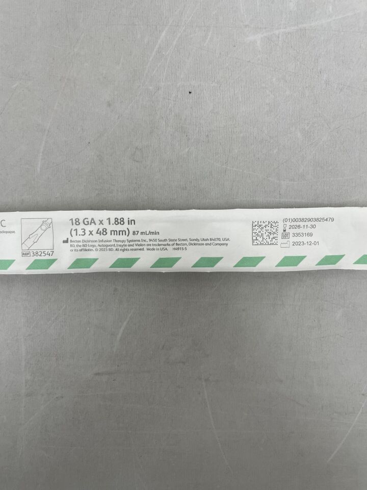 382547 - BD - Insyte Autoguard BC Shielded I.V. Catheter 18G x 1.88" Green, (EA) - ( Expiry Date: 2026-11-30 )