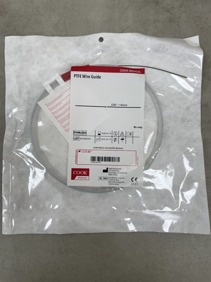 GPTFE38145 - COOK - Guía de alambre de PTFE, punta recta, 0,38" 145 cm (unidad) - (Fecha de caducidad: 19/05/2028)