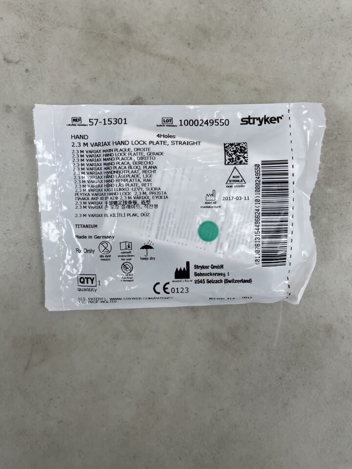 57-15301  -  STRYKER  -  VariAx Hand Locking Straight Plate, 2.3 mm, M Size, 4-Holes , ( EA )  -  ( Expiry Date : 2099-12-31 )