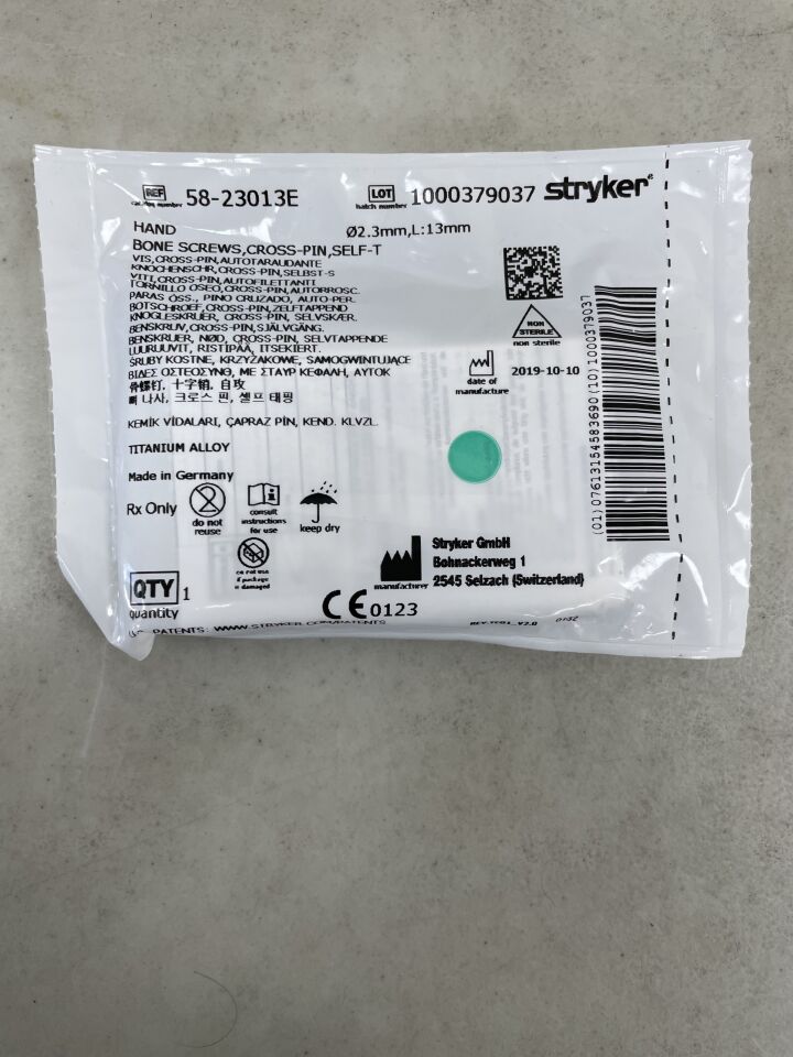 58-23013E  -  STRYKER  -  Cross-Pin Self-Tapping Bone Screw, 2.3 dia. x 13 mm Length , ( EA )  -  ( Expiry Date : 2099-12-31 )