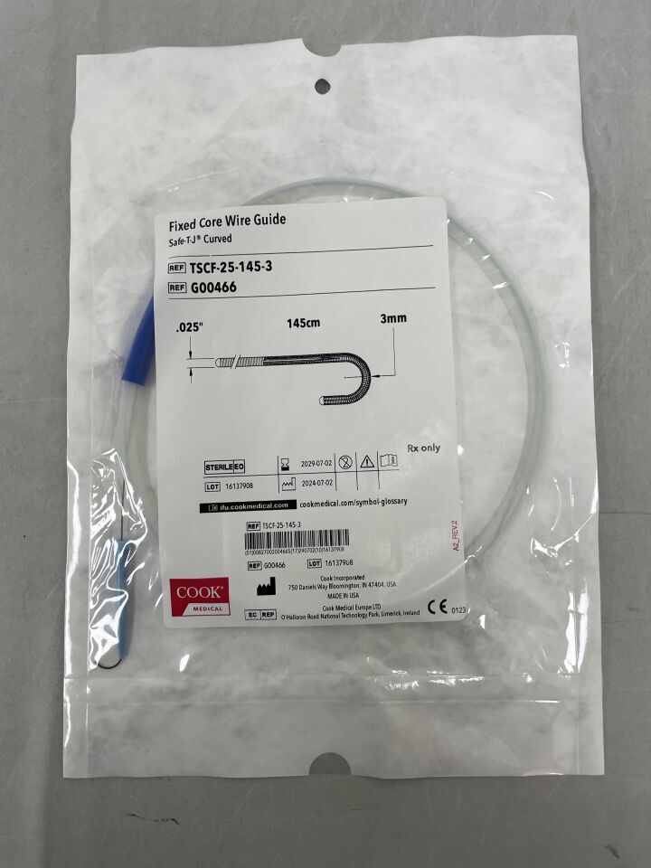 G00466 - COOK - Guía de alambre de núcleo fijo safe-tj curvada, 0,025", 145 cm x 3 mm, (unidad) - (Fecha de caducidad: 02/07/2029)