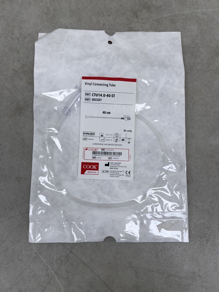G02327 - COOK - Tubo de conexión de vinilo, 40 cm x 14 Fr, llave de paso, (unidad) - (Fecha de caducidad: 25/01/2027)