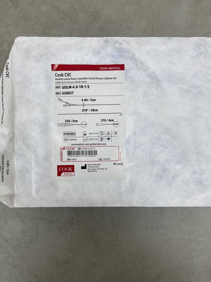 G58837 - COOK - Catéter venoso central de doble luz, inyectable, 4F (unidades) - (Fecha de caducidad: 01/07/2027)
