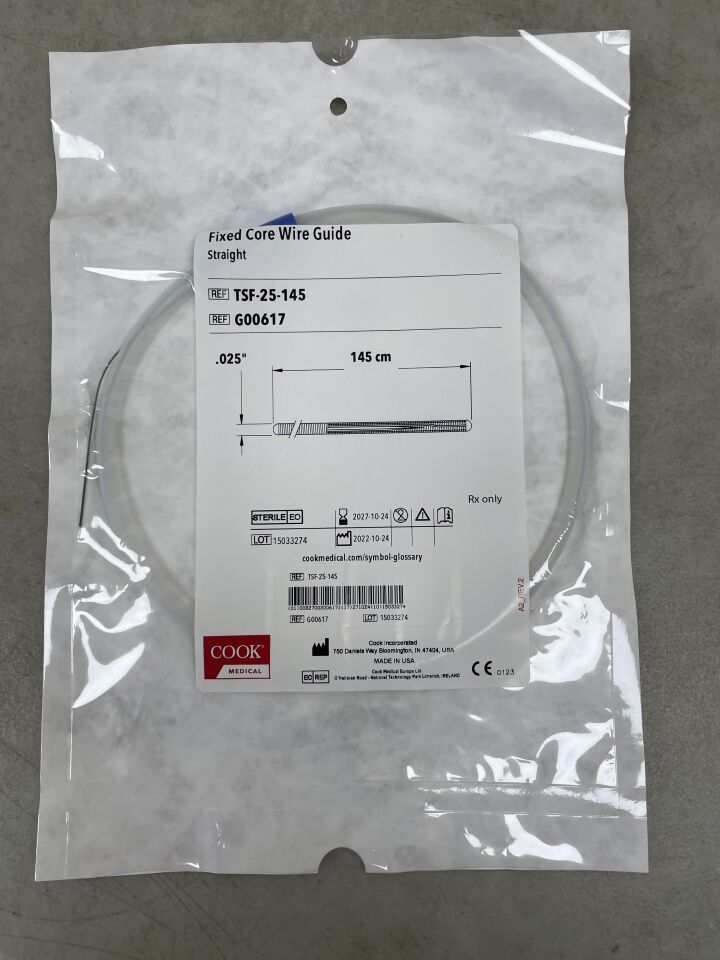 G00617 - COOK - Guía de alambre de núcleo fijo - Recta - TSF-25-145 - 0,025" x 145 cm, (unidad) - (Fecha de caducidad: 24/10/2027)