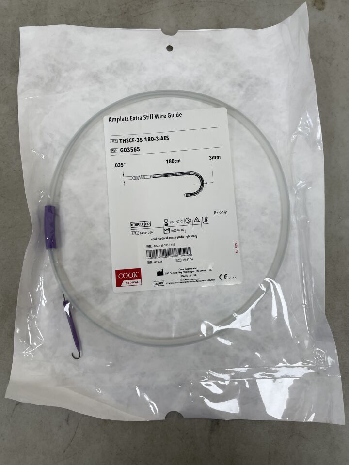 G03565  -  COOK  -  Amplatz Extra Stiff Wire Guide - .035" x 180cm x 3mm , ( EA )  -  ( Expiry Date : 2027-07-07 )