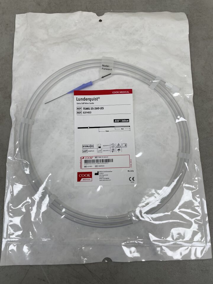 G31453 - COOK - Guía de alambre extra rígida de punta recta Lunderquist, 0,035 pulg. de diámetro x 260 cm de largo, (unidad) - (Fecha de caducidad: 12/09/2028)