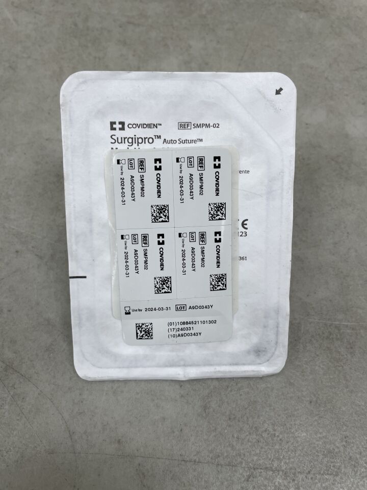 SMPM-02 - COVIDIEN - Mesh Hernia Plug and Patch, Medium, (EA) - ( Expiry Date: 2024-03-31 )