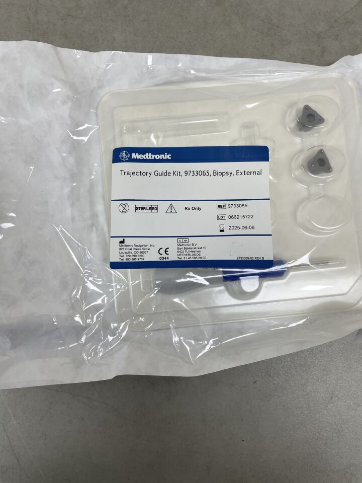 9733065 - MEDTRONIC - Biopsy Trajectory Guide Kit, External, (EA) - ( Expiry Date: 2025-06-06 )