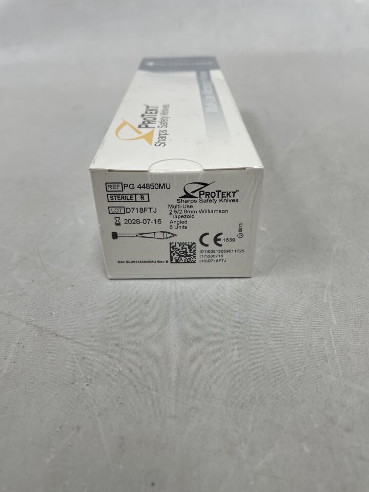 PG 44850MU - DIAMATRIX - 2.5/2.9mm Williamson 梯形安全刀，斜角，（6 把/盒）-（有效期至：2028-07-16）