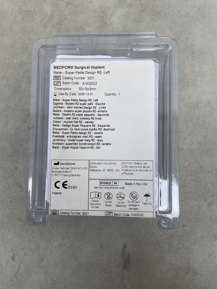9501 - STRYKER - Medpor RZ Malar Super Petite, Left 50mm x 19mm x 3mm, (EA) - ( Expiry Date: 2025-12-31 )