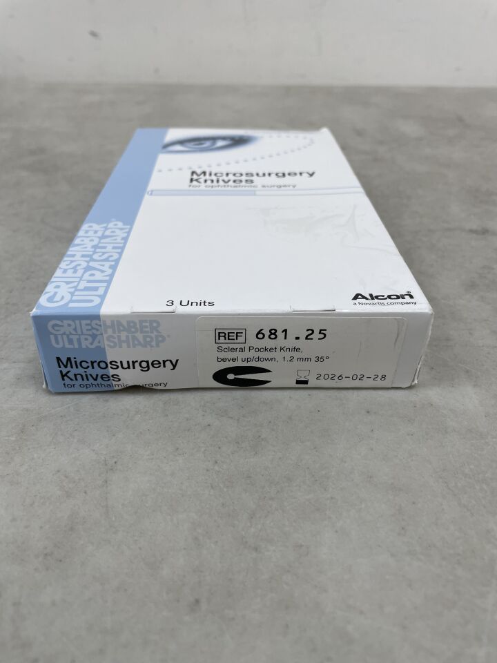 681.25 - ALCON - Navaja escleral de bolsillo Grieshaber, bisel superior/inferior, 1,2 mm, 35 grados, (BX/3) - (Fecha de caducidad: 28/02/2026)