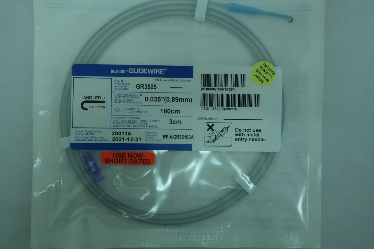 GR3525 - TERUMO - Radifocus Glidewire - Angled J - .035" x 180cm x 3cm
, () - ( Expiry Date: 2025-07-31 )