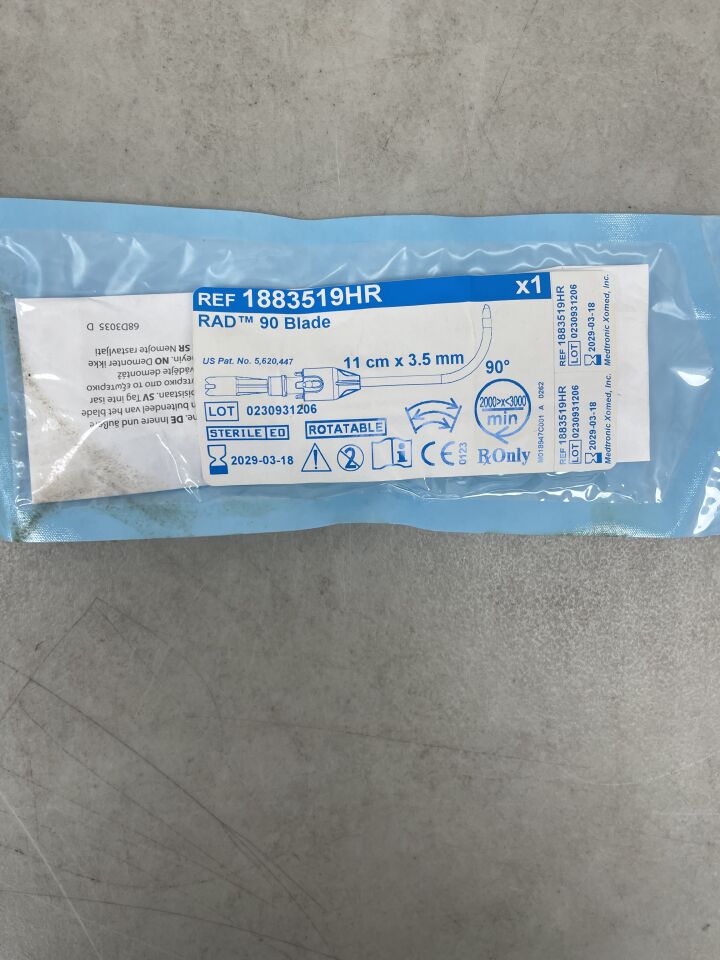 1883519HR  -  MEDTRONIC  -  3.5mm RAD 90 Rotatable Curved Sinus Blade, 11cm , ( EA )  -  ( Expiry Date : 2029-03-18 )