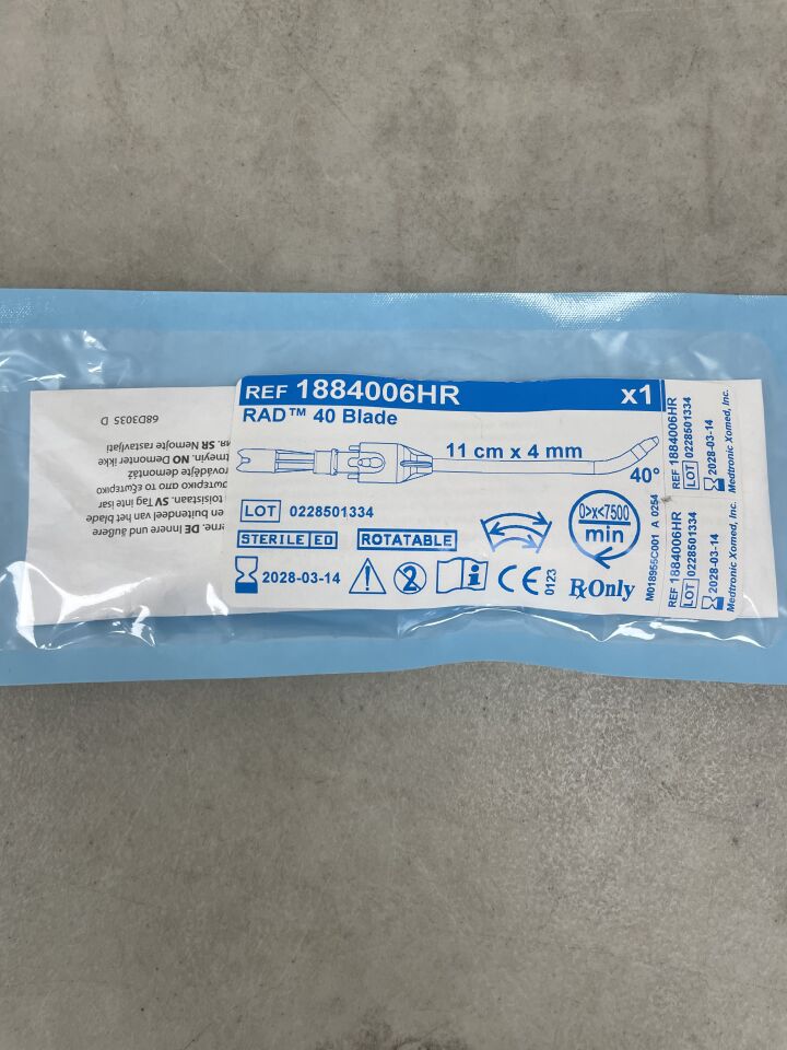 1884006HR  -  MEDTRONIC  -  4.0mm rad 40 rotatable curved sinus blade, 11cm , ( EA )  -  ( Expiry Date : 2028-03-14 )