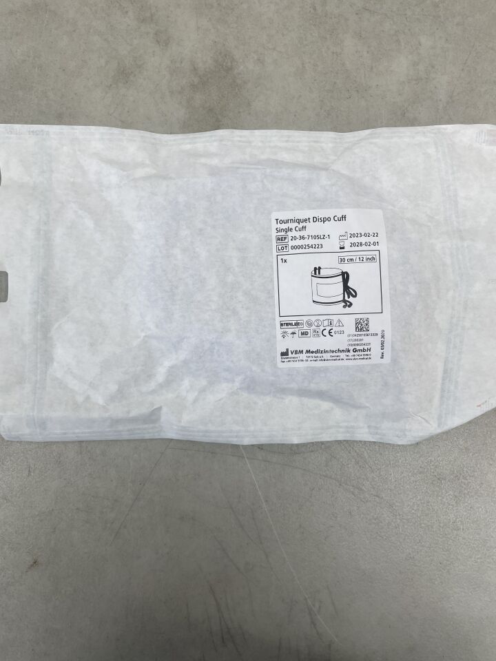 20-36-710SLZ-1  -  VBM  -  Tourniquet Disposable Cuff, 30cm , ( EA )  -  ( Expiry Date : 2028-02-01 )