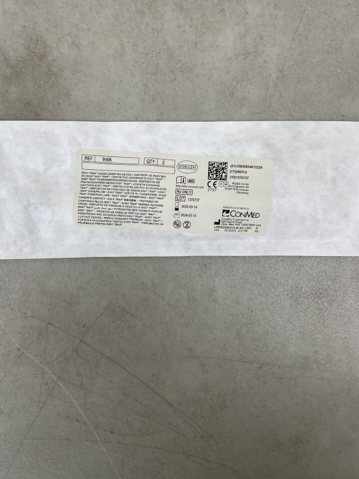 9906  -  CONMED  -  Digit Trap Finger Grasping Device (2/Pkg) , ( EA )  -  ( Expiry Date : 2029-03-14 )