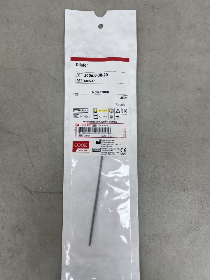 G00937 - COOK - Standard Dilator 6F x 20cm, 0.038", (EA) - ( Expiry Date: 2025-05-16 )