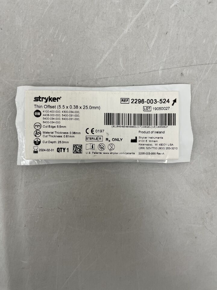 2296-003-524 - STRYKER - Aggressive Thin Offset Micro Blade w/12mm Stop, Straight 5.5mm x 0.38mm x 25mm, (EA) - ( Expiry Date: 2024-05-01 )