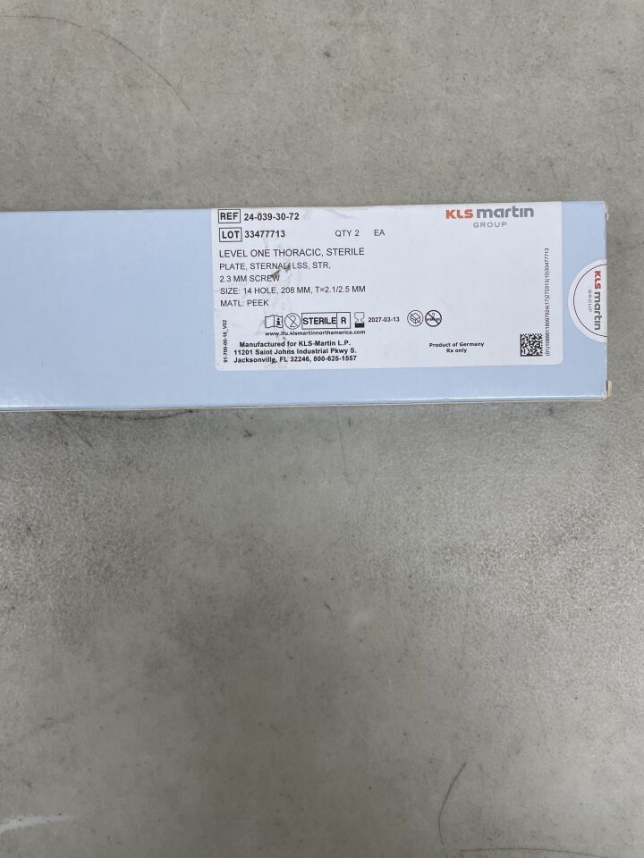 24-039-30-72 - KLS MARTIN - Level One Thoracic Plate, 14 Hole, 208mm, 2.3mm Screw, (BX/2) - ( Expiry Date: 2027-03-13 )