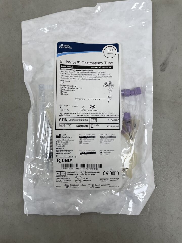 999 - BOSTON SCIENTIFIC - EndoVive Gastrostomy Tube, Right Angle, with ENFit Connector, 18FR, (EA) - ( Expiry Date: 2022-10-05 )