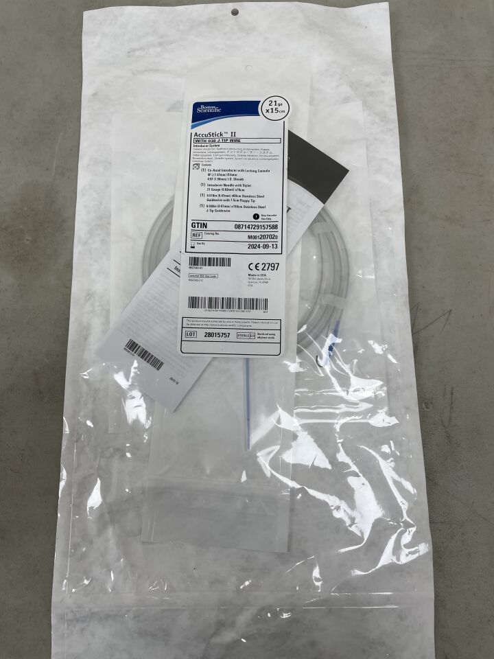 20702 - BOSTON SCIENTIFIC - AccuStick II Introducer System - .038" J-Tip Wire - 21Ga x 15cm, (EA) - ( Expiry Date: 2024-09-13 )
