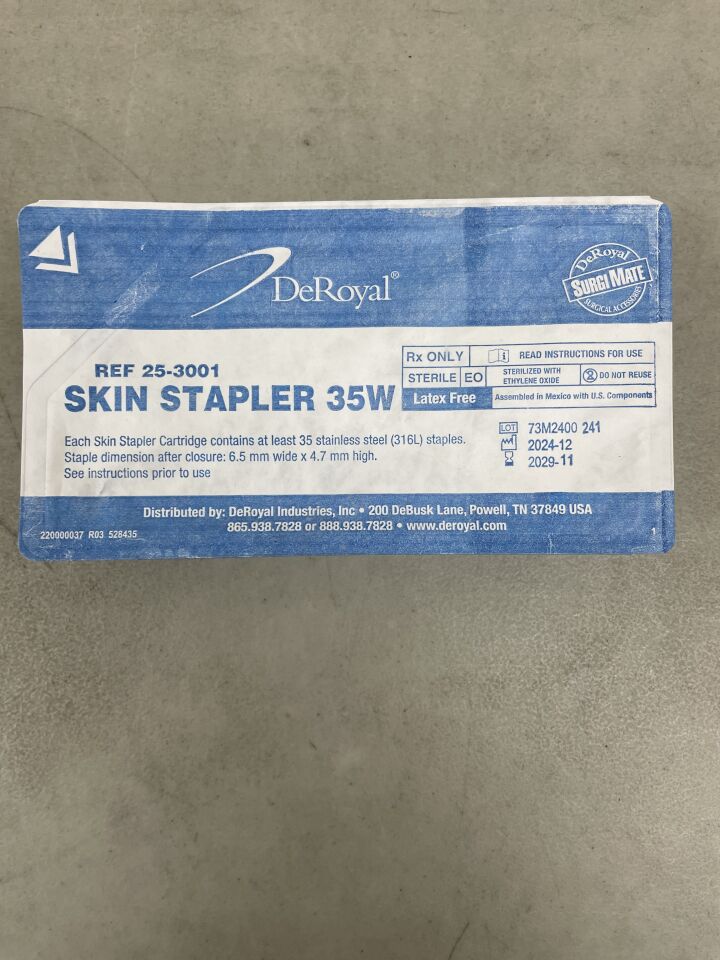 25-3001 - DEROYAL - Premium 35W Fixed Head Skin Stapler, (EA) - ( Expiry Date: 2029-11-01 )