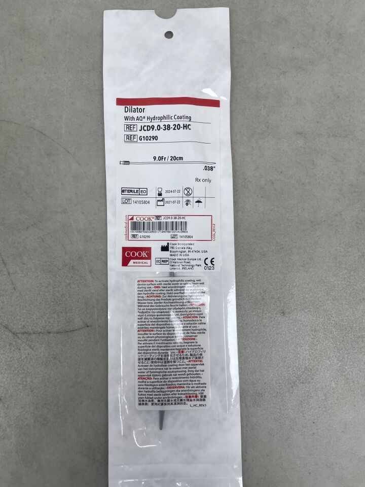 G10290 - COOK - Dilator with Hydrophilic Coating 9F x 20cm, 0.038", (EA) - ( Expiry Date: 2024-07-22 )