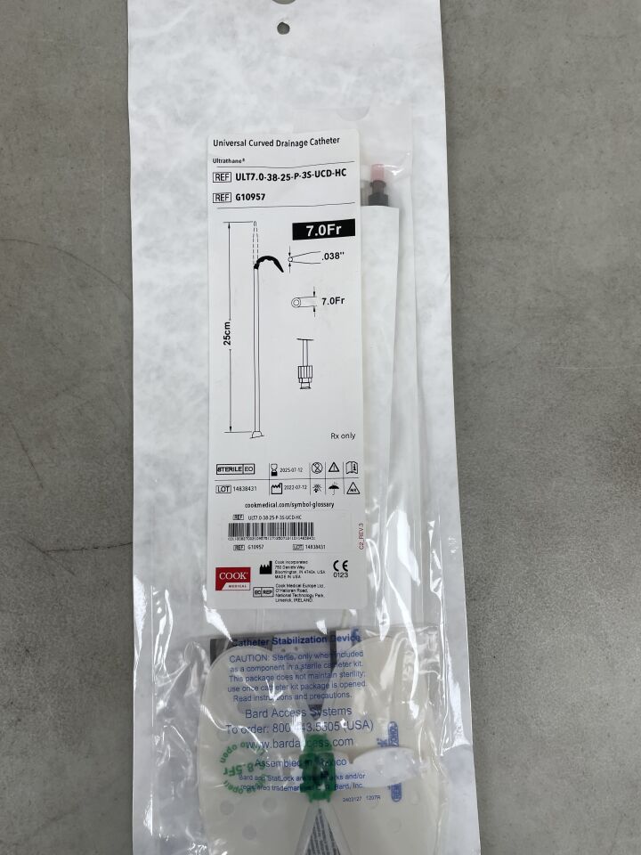 G10957 - COOK - Universal Curved Drainage Catheter 7F x 25cm, (EA) - ( Expiry Date: 2025-07-12 )