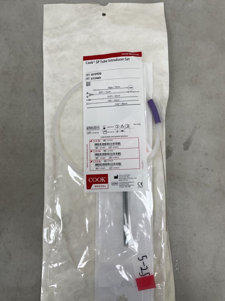 G15469 - COOK - SP Tube Introducer Set, 18G, 20F, 10F, 0.035in, (EA) - ( Expiry Date: 2025-05-05 )