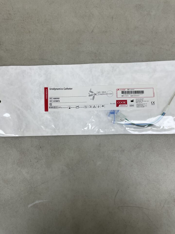 G15873 - COOK - Urodynamic Catheter, 7.4 Fr x 30cm, (EA) - ( Expiry Date: 2024-09-20 )