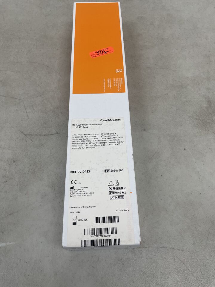 7210423 - SMITH & NEPHEW - Accu-Pass Suture Shuttle, Left 45 Degree Curve, (BX/1) - ( Expiry Date: 2017-05-01 )