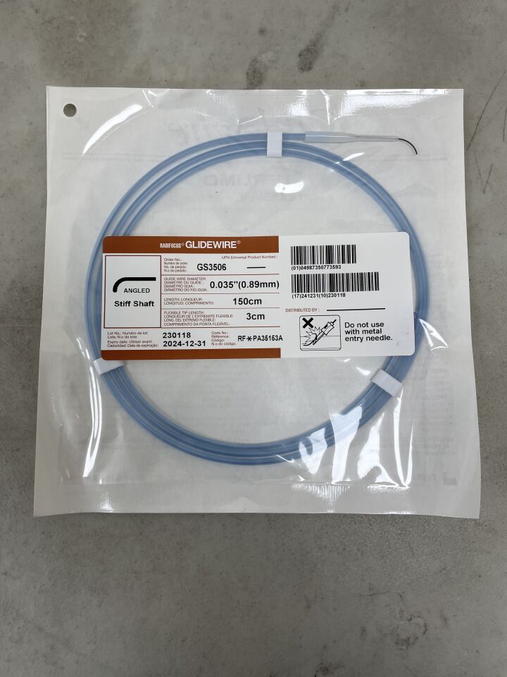 GS3506 - TERUMO - Radifocus Glidewire - Angled Stiff Shaft - .035" x 150cm x 3cm
, () - ( Expiry Date: 2024-12-31 )